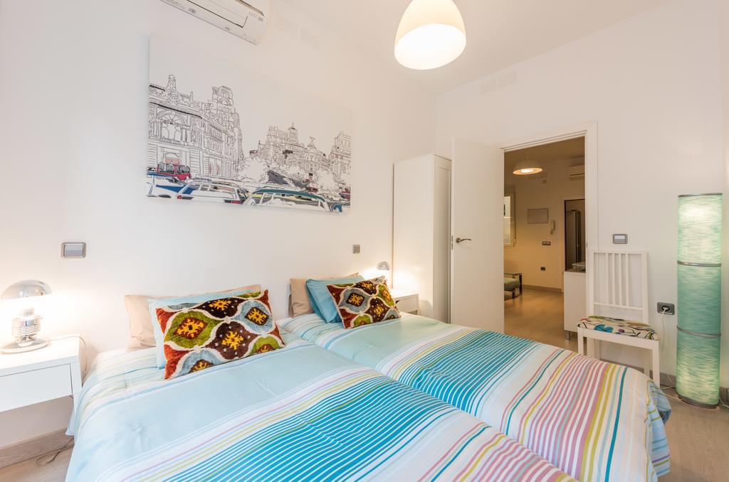 Latina Sol Apartment Madrid Exterior foto