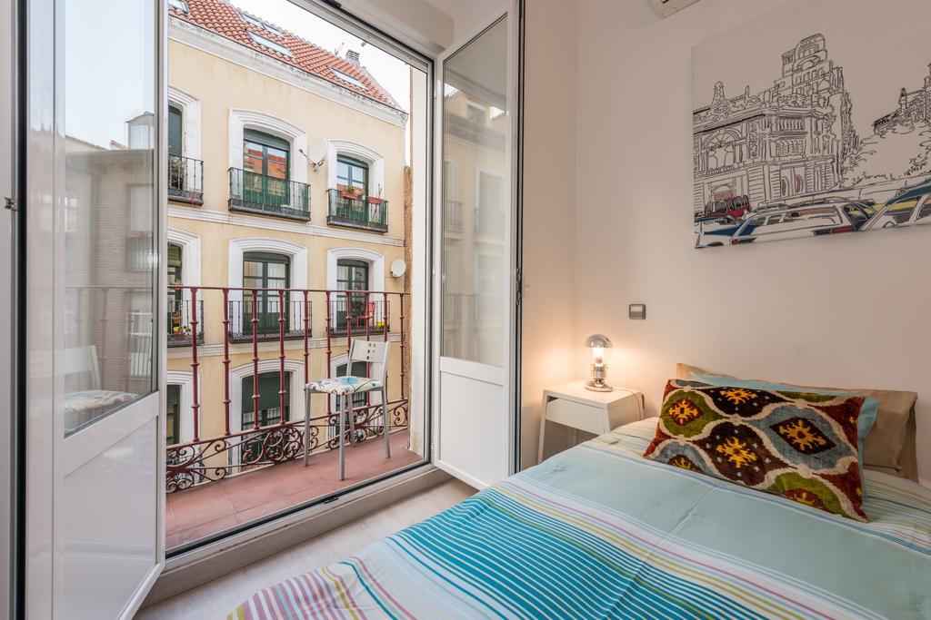 Latina Sol Apartment Madrid Exterior foto