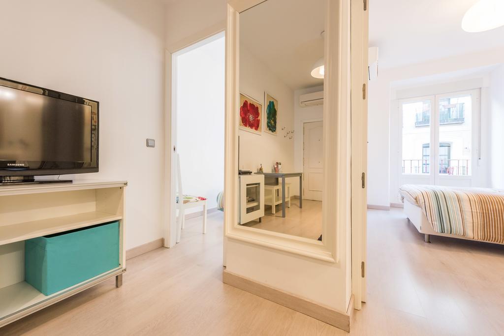 Latina Sol Apartment Madrid Exterior foto